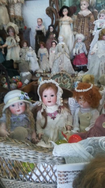 Выставка кукол в магазине Дело и Забава (междугородний Автовокзал). Красноярск 2015