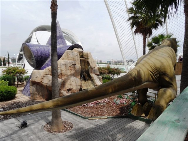 Испанские рассказы. Часть 4. Среди динозавров (Город Искусств и Науки в Валенсии)