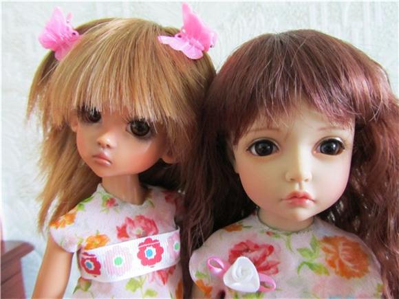 И снова трио. Наши наряды