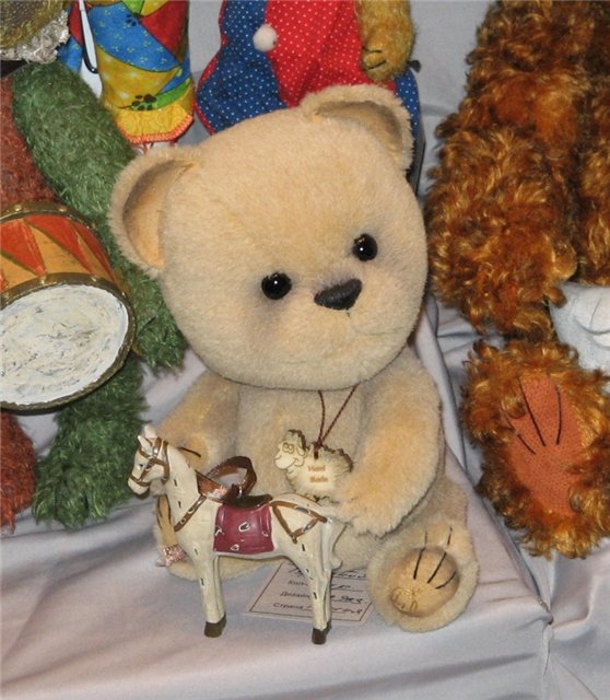Медведи и их друзья на выставке "Искусство куклы" 2011