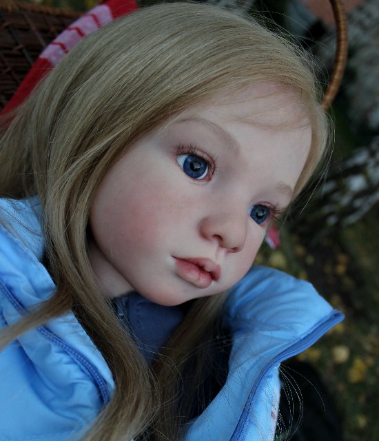 Весь день стоит как бы хрустальный, и лучезарны вечера... Куклы реборн Елены Ядриной