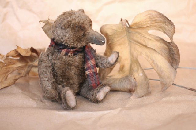 Старенький мишка Анис. Авторская игрушка Татьяны Матляк