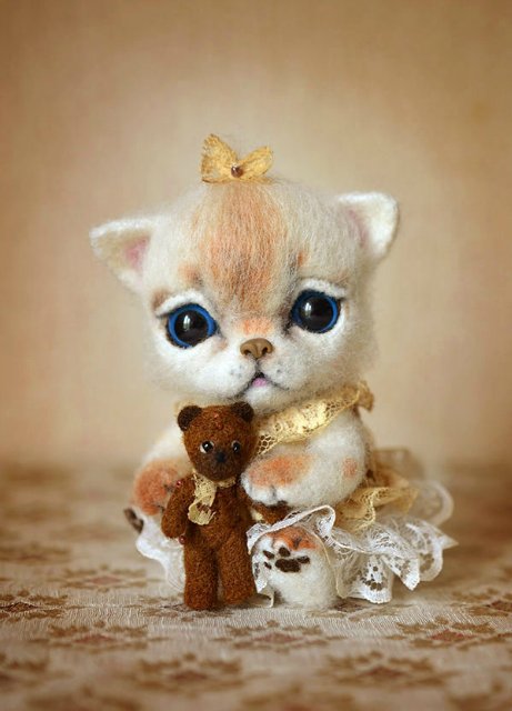 Летние мурчалки. Игрушки валянием из шерсти ручной работы