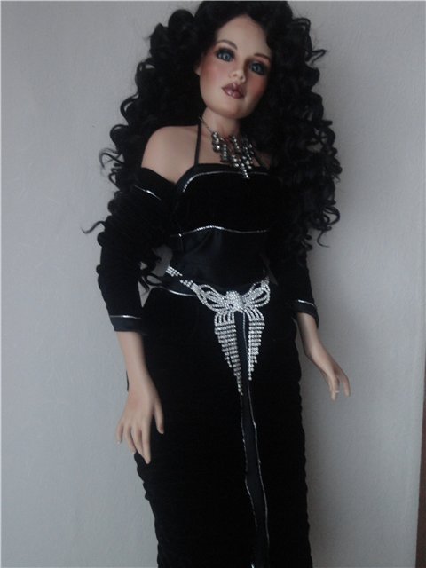 Моя черноволосая красавица Татьяна. Фарфоровая кукла