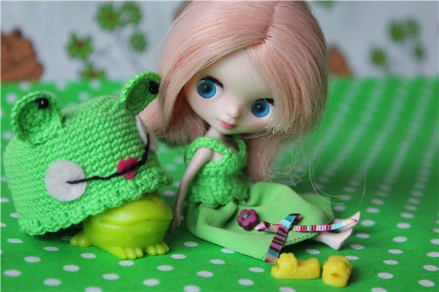 Миниатюра в одежде для кукол (фото 10)