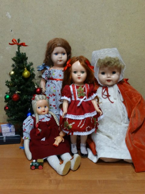 Новый год для самых стареньких кукол (фото 6)