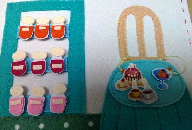 Кукла под подушкой, мамина любовь и кукольный домик-книжка для куклы из фетра | Бэйбики Кукла под подушкой, мамина любовь и кукольный домик-книжка для куклы из фетра