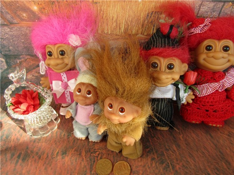 Когда я буду именинник, куплю я хвостик за полтинник. Мне продавец измерит рост и подберет по росту хвост