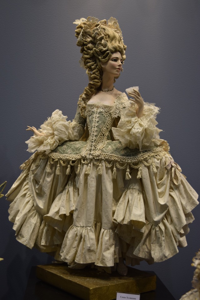 VII Московская международная выставка "Искусство Куклы". Портреты кукольной души или незримый диалог. Часть 2