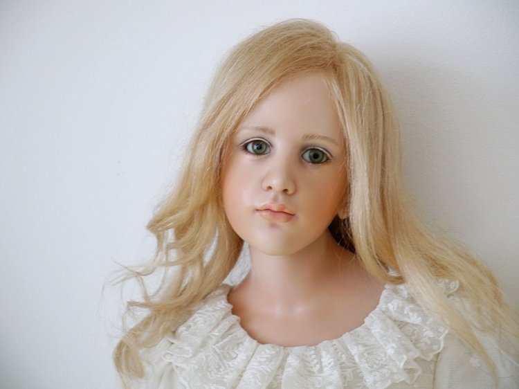 Гунзель открыла новый выставочный зал. Наслаждаемся