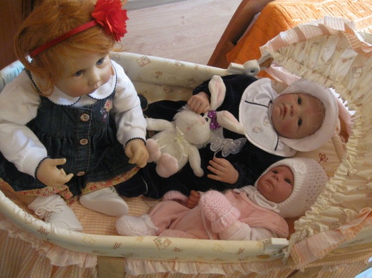 Мои старшенькие в няньках (фото 3)