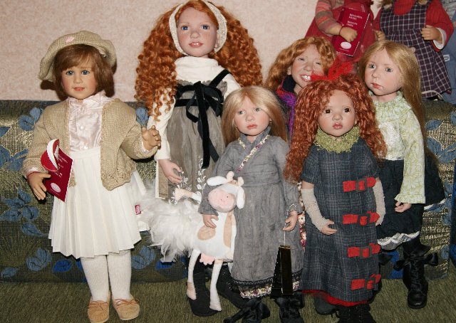 Кто стучится в дверь ко мне с толстой сумкой на ремне