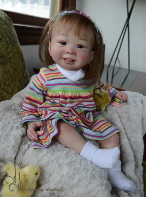 Прототип солнечная детка "Jenny" скульптор Alicia Toner