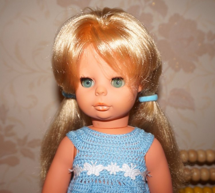 Из чего же сделаны наши девчонки? ;))