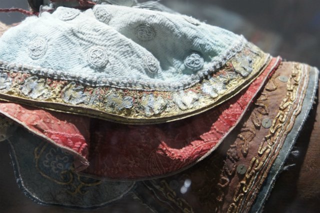 Выставка кукол по эскизам главного художника фильма "Монгол" - Даши Намдакова