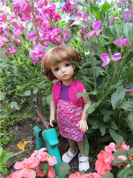 Новое вязаное платье нашего цветочка (фото 6)