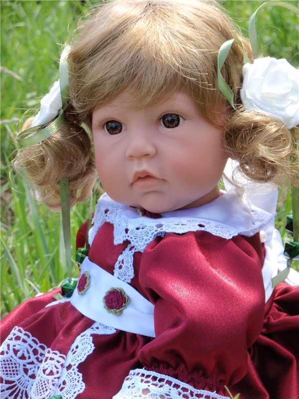 Маленькая и трогательная Манечка, волшебное превращение в принцессу