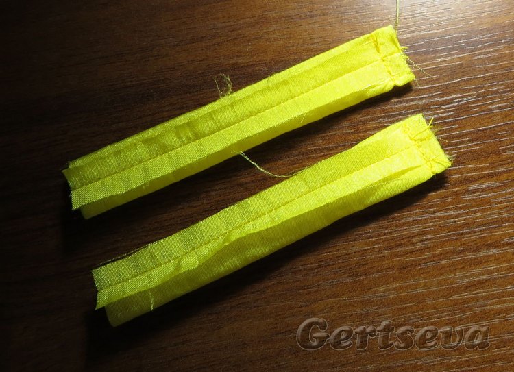 Мастер класс по пошиву плащика для куклы, выкройка