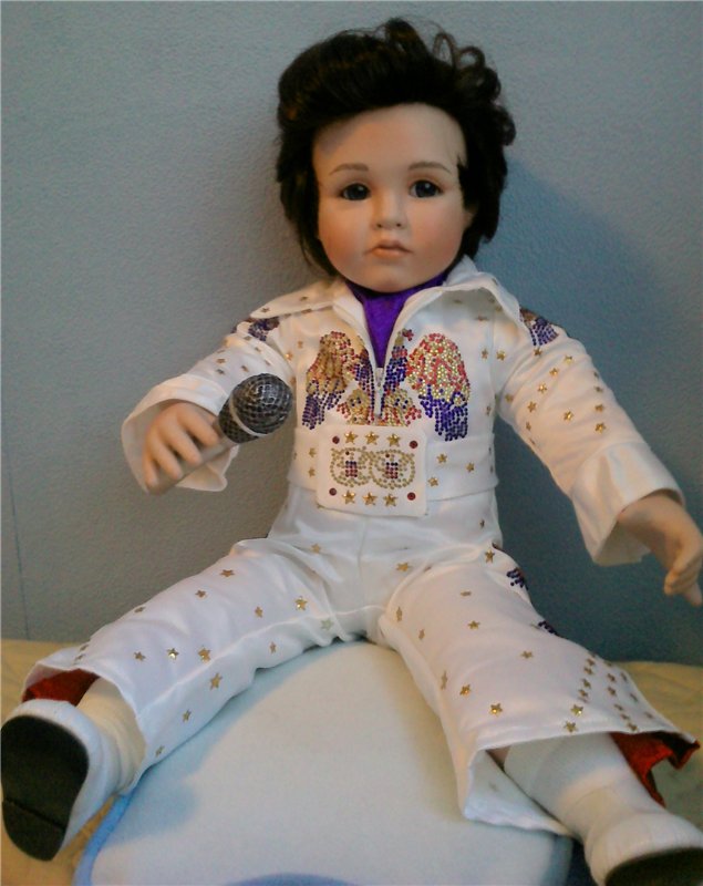 Король рок-н-ролла Элвис Пресли – воплощение в куклах