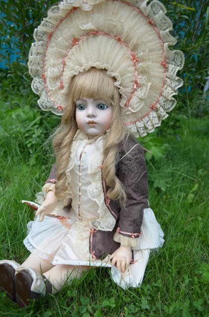 Девочка из прошлого века. Первая реплика Брю приехавшая ко мне