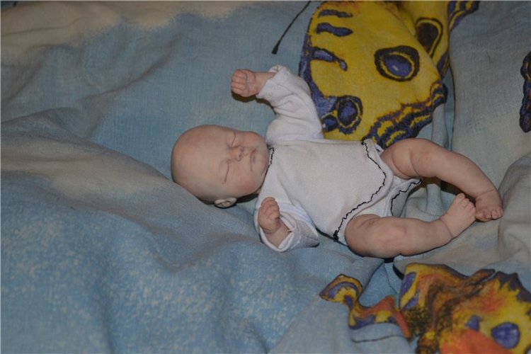 Малышок Артем, авторская кукла из пластики | Бэйбики Малышок Артем, авторская кукла из пластики (фото 2)