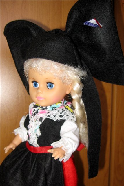 Куклы в народных костюмах