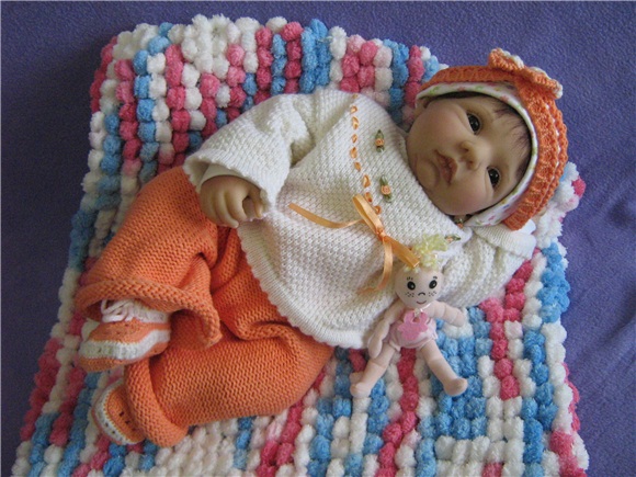 Пледик "помпончик" и куколки