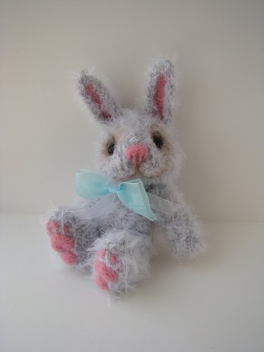 Серенький заинька. Игрушка вязанная спицами Ольги Чернухо (фото 6)