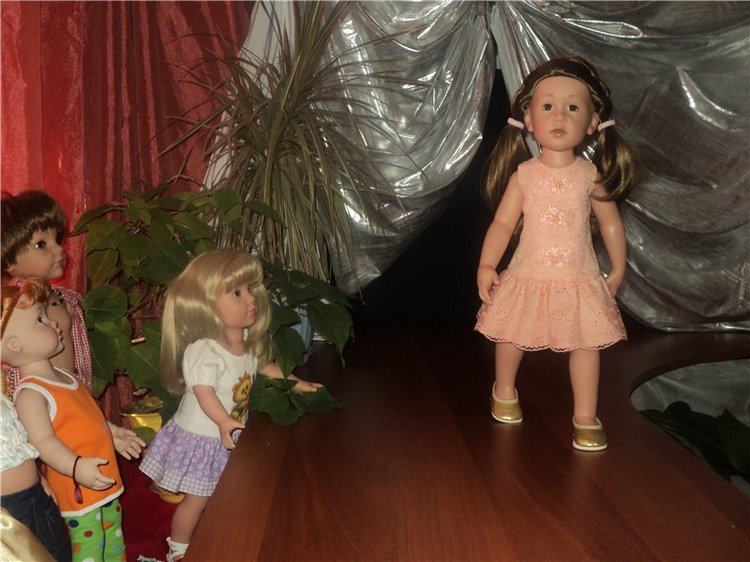 Девчушки любят наряжаться! Наряды для кукол Готц и не только