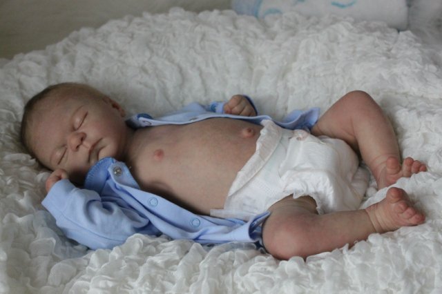 Спящий малышок Жульенчик. Куколка реборн Вишни Виктории