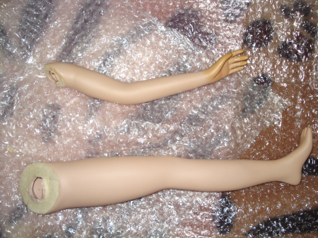 Прошу помощи в поиске мастера по фарфоровым куклам (фото 2)