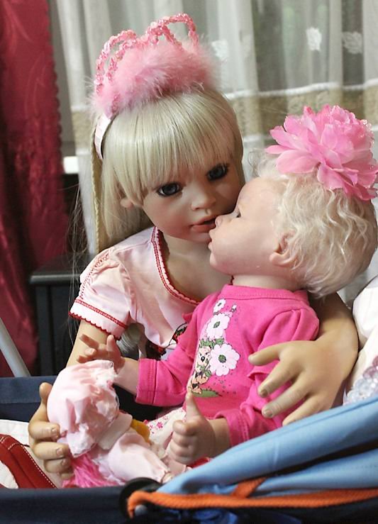 Сестрички - кукла реборн Криста и куколка Susan Lippl