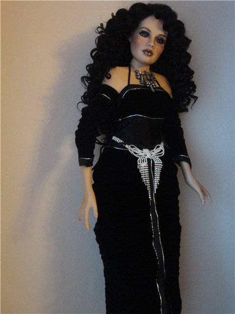 Моя черноволосая красавица Татьяна. Фарфоровая кукла