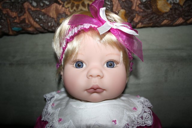 Девочка? Мальчик? Кукла Lee Middleton (фото 3)