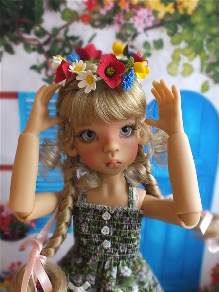 Баварская фройляйн Лайла или украинская доярочка Леся от Kaye Wiggs (фото 5)