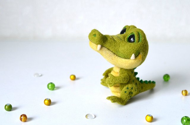 Крокодильчик Стив. Игрушка валянием своими руками (фото 8)