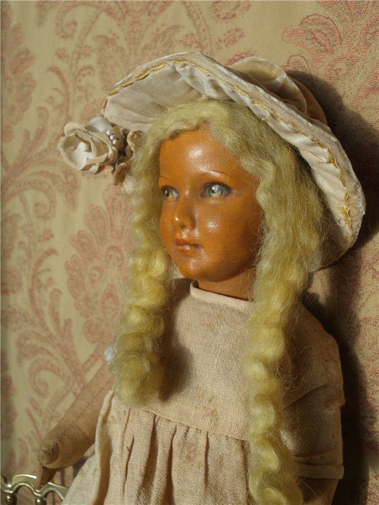 Не самый обычный антик или «Привет с аукциона Сотбис»