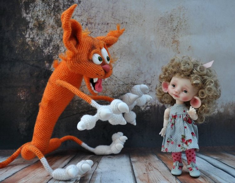 Существует ли дружба между котами и мышами? А если это мышки Никки Бритт