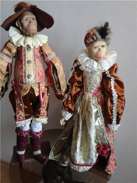 А может это снится мне?! Обезьяны-куклы в викторианских нарядах