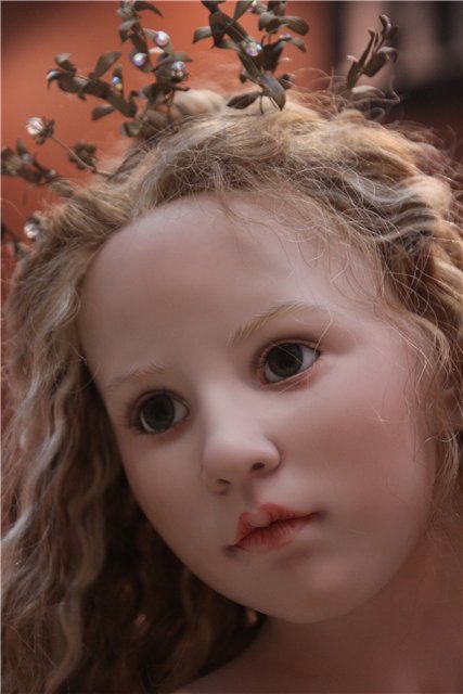 Hilderard Gunzel на выставке "Искусство куклы" в Гостином дворе