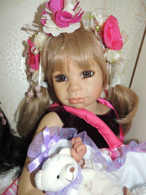 Вот и моя компания решила присоединиться к поздравлениям всех с Новогодними праздниками