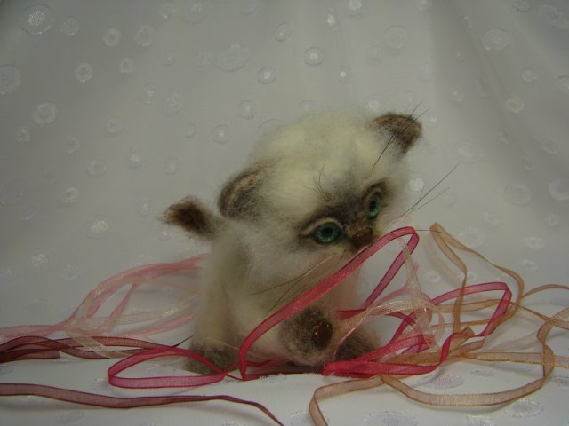 Запутанная история. Игрушка валянием из шерсти