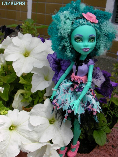 Лето... Цветы... Монстры — Куклы Monster High и Ever After High: G1 (фото 7)