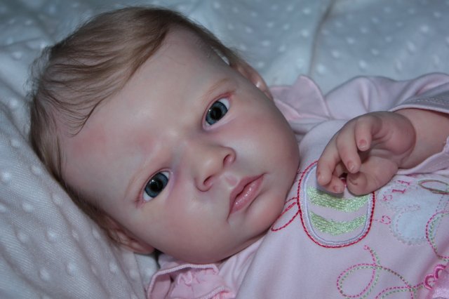 Маленькая кнопочка реборн Сабрина, художник Беспалова Жанна