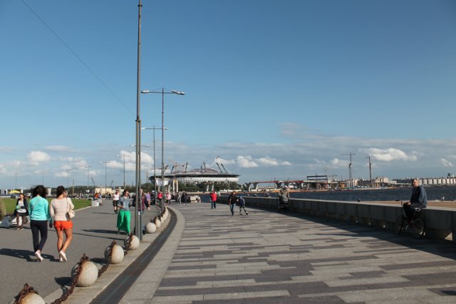 Парк 300-летия Петербурга. Летняя прогулка с Мишелем. Очень много фото