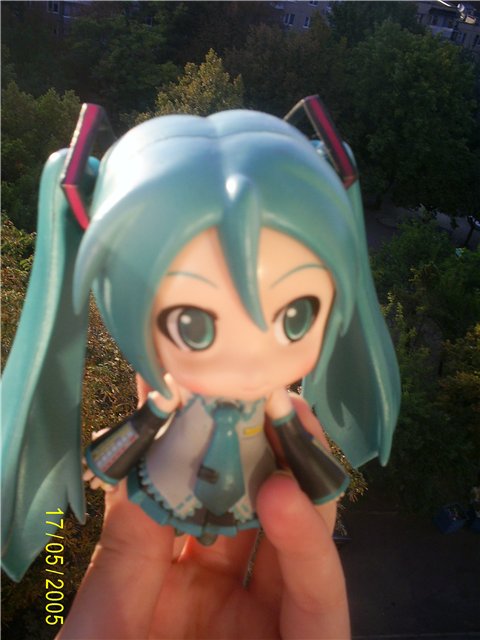 Hatsune Miku Vocaloid - (коллекционная куколка Мику Хатсунэ)