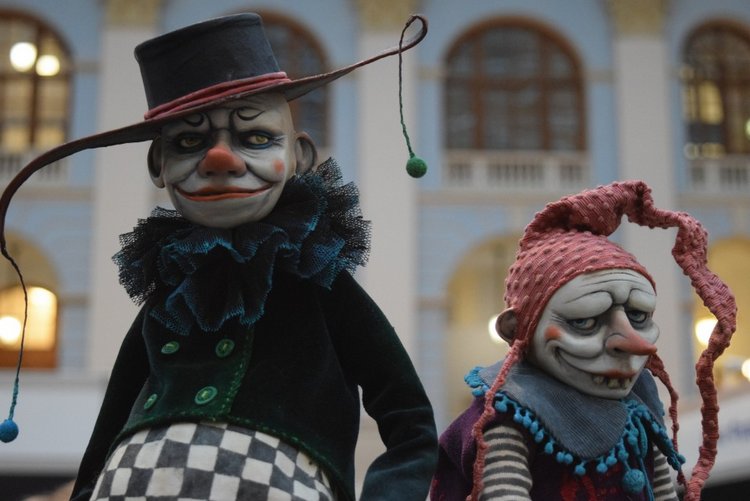 VII Московская международная выставка "Искусство Куклы". Портреты кукольной души или незримый диалог