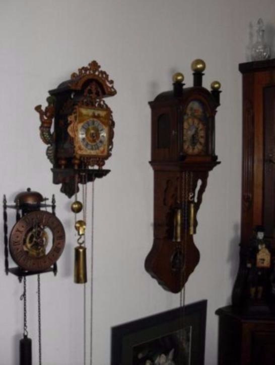 Старинные часы еще идут. Коллекция старинных часов
