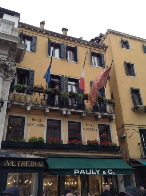 Приключения Минуш в Италии [Часть 2] Венеция -"Волшебный город на волнах, мечты высокой воплощенье"