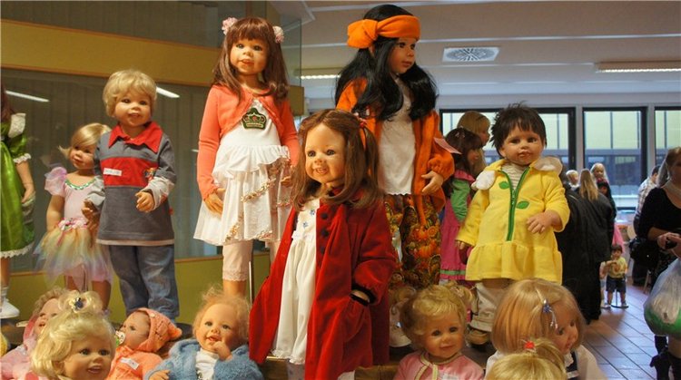 Выставка кукол в Эшвеге,2001